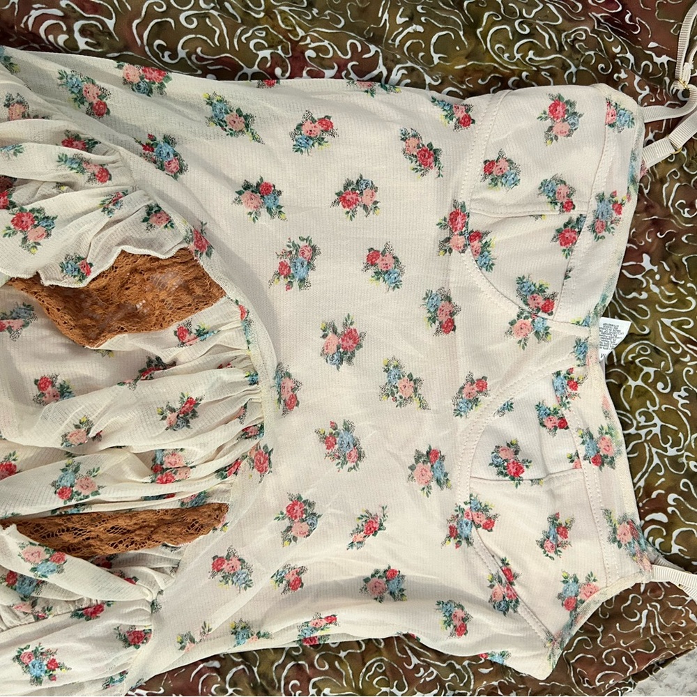 For Love & Lemons Cream Floral Maxi Dress with Rust Lace Panels - Picture 3 of 7
